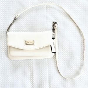 New Nine West white side purse